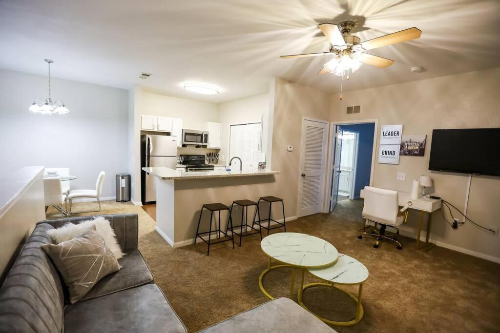 Apartamento Lux 2Bd 2Ba Minutes From The Water Pensacola Exterior foto