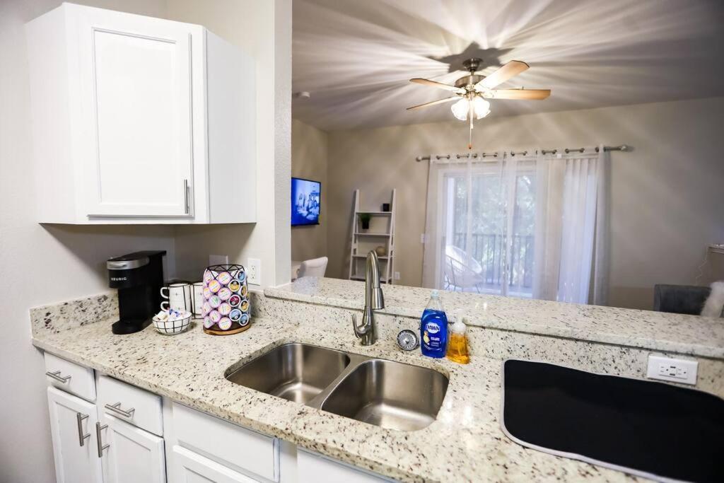 Apartamento Lux 2Bd 2Ba Minutes From The Water Pensacola Exterior foto