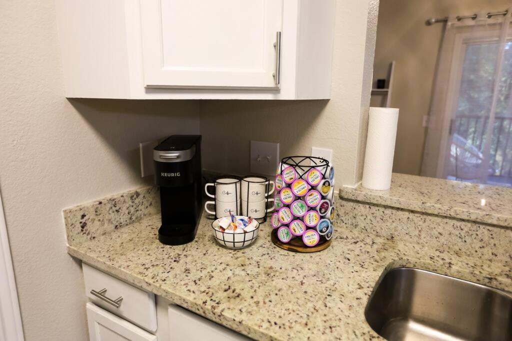 Apartamento Lux 2Bd 2Ba Minutes From The Water Pensacola Exterior foto